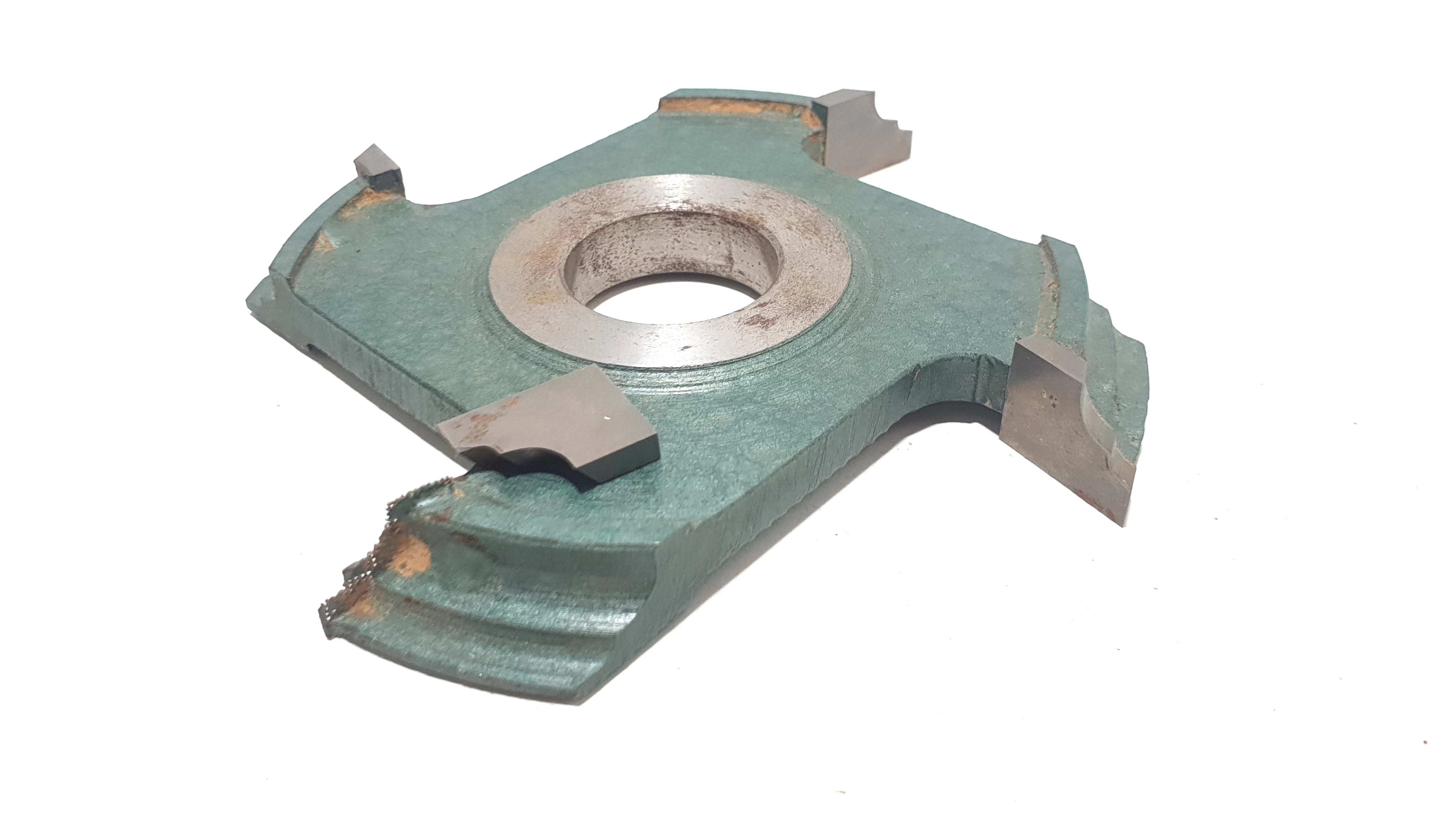 frez-profilowy-do-drewna-renatex-144x1930mm-hm-oderwany-1-grot-stan-11323-2