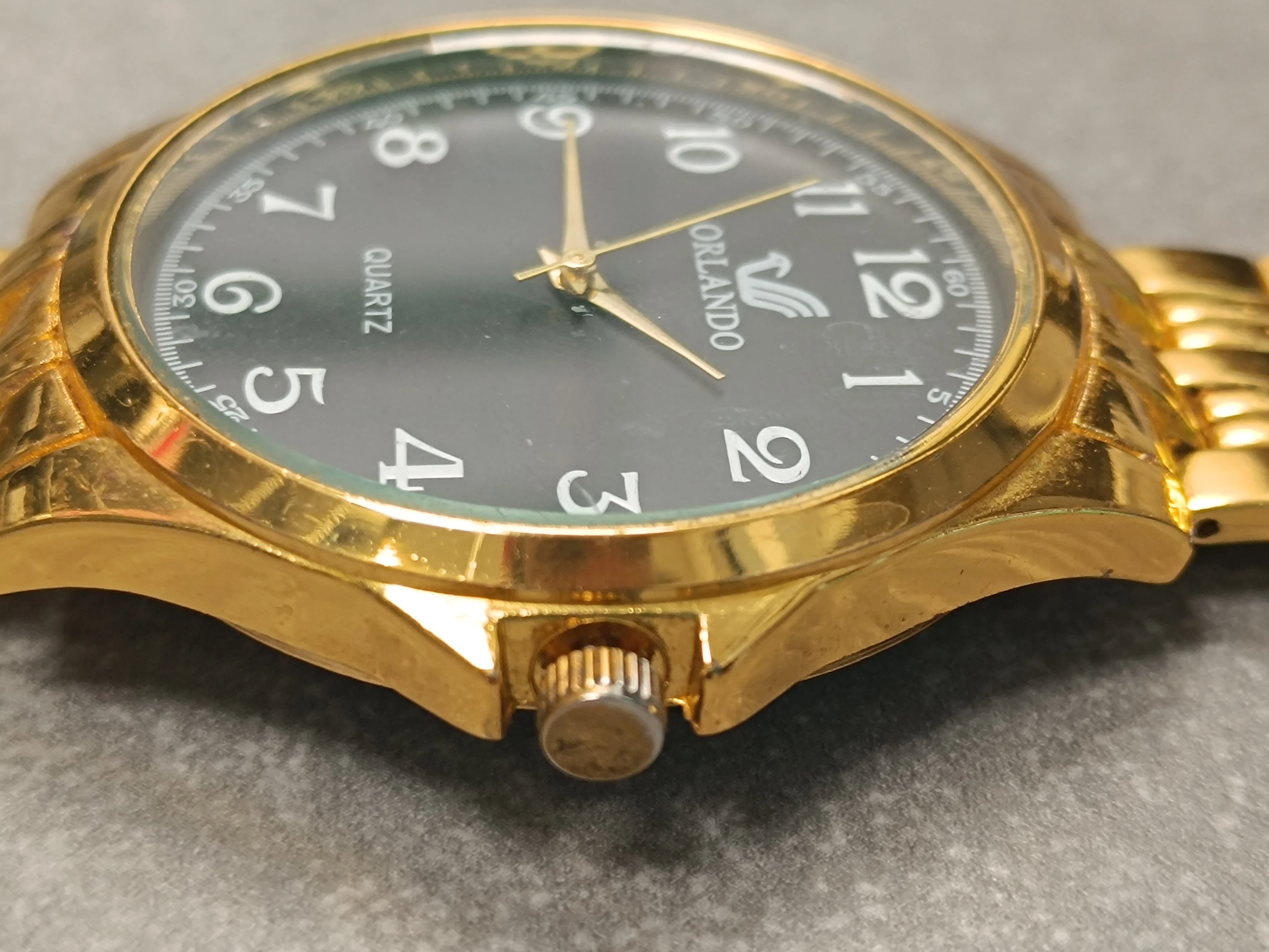 zegarek-orlando-quartz-ksztalt-koperty-okragla