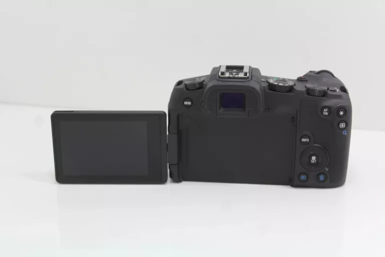 aparat-canon-eos-rp-kod-producenta-3380c003