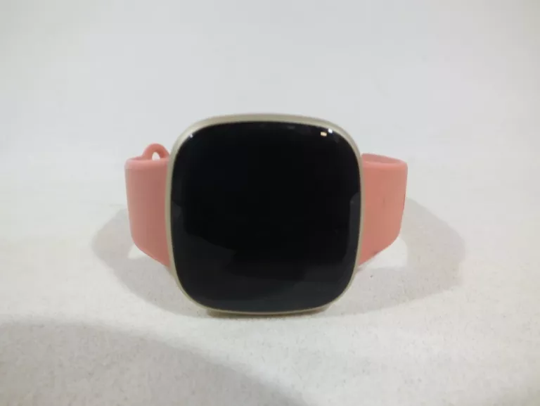 fitbit-versa-3-zloty-pud-rodzaj-smartwatch
