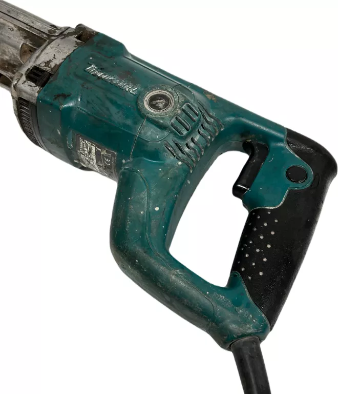 PIŁA SZABLASTA 1010W MAKITA JR3050T PILARKA POSUWOWA