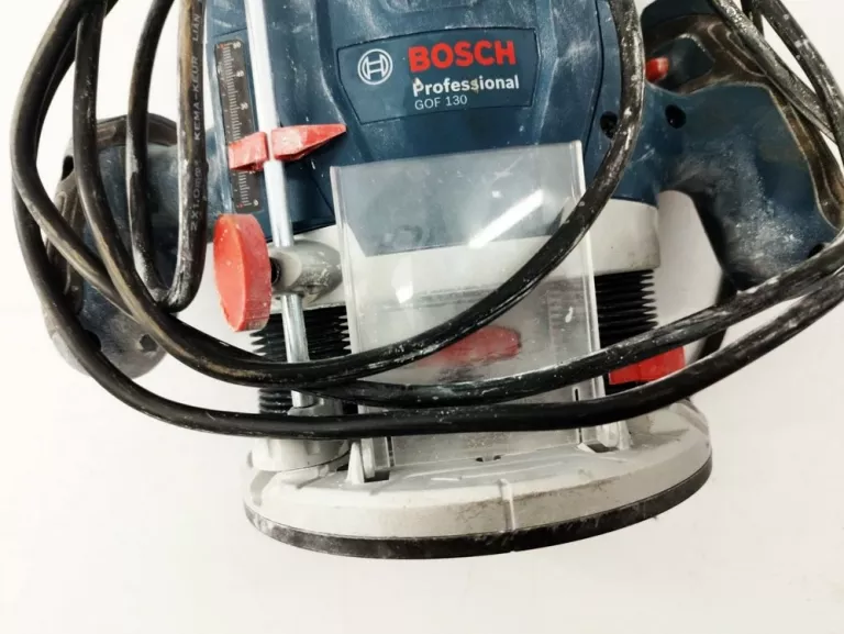 FREZARKA GÓRNOWRZECIONOWA BOSCH GOF 130