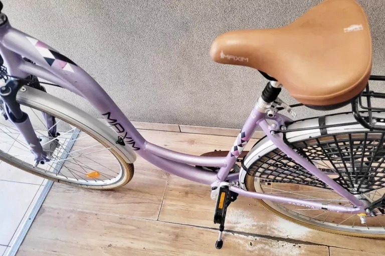 rower-fioletowy-maxim-damka-kola-28-rama-18-stan-uzywany