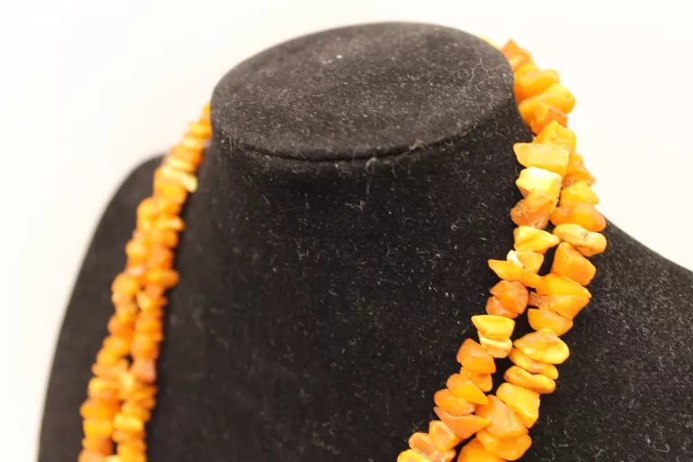 korale-bursztynowe-nieszlifowane-gajowicka-96-wroclaw