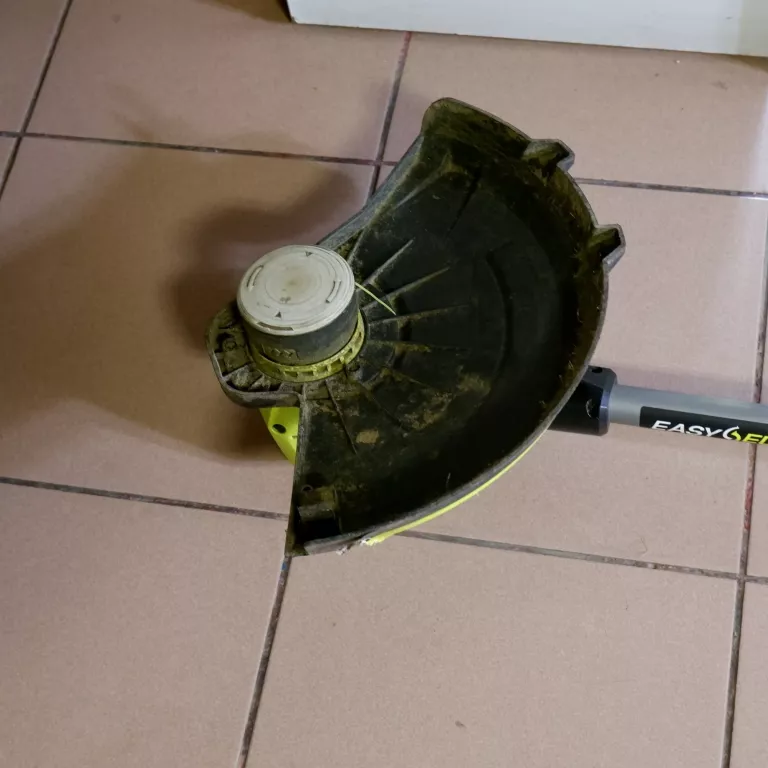 PODKASZARKA AKUMULATOROWA RYOBI RY18LT33A