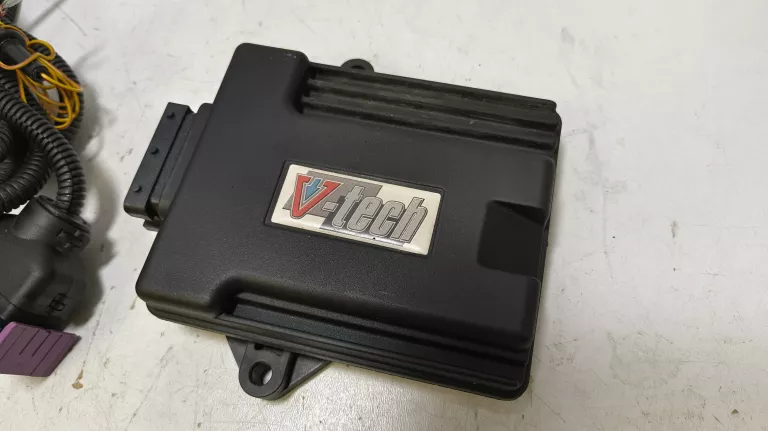 v-tech-powerbox-elite-kable-typ-samochodu-samochody-osobowe