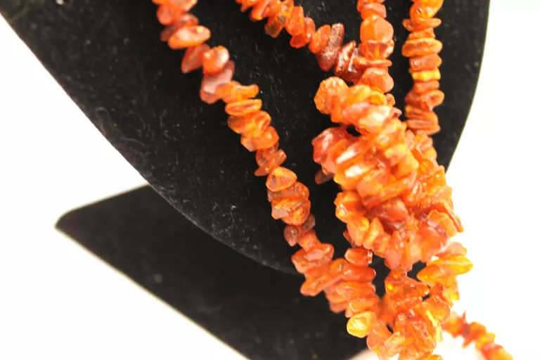 korale-bursztynowe-nieszlifowane-marka-bez-marki