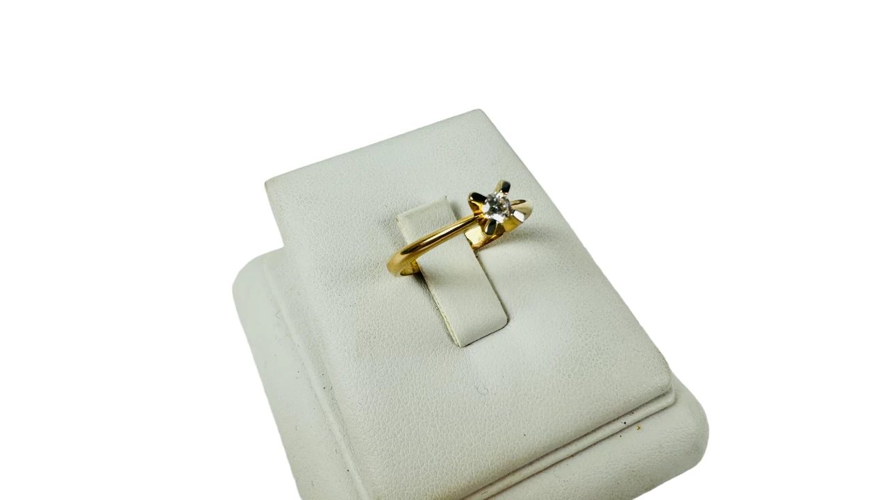 zloty-pierscionek-cyrkonia-proba-585-250g-r16-stan-1010-kamien-17088-128