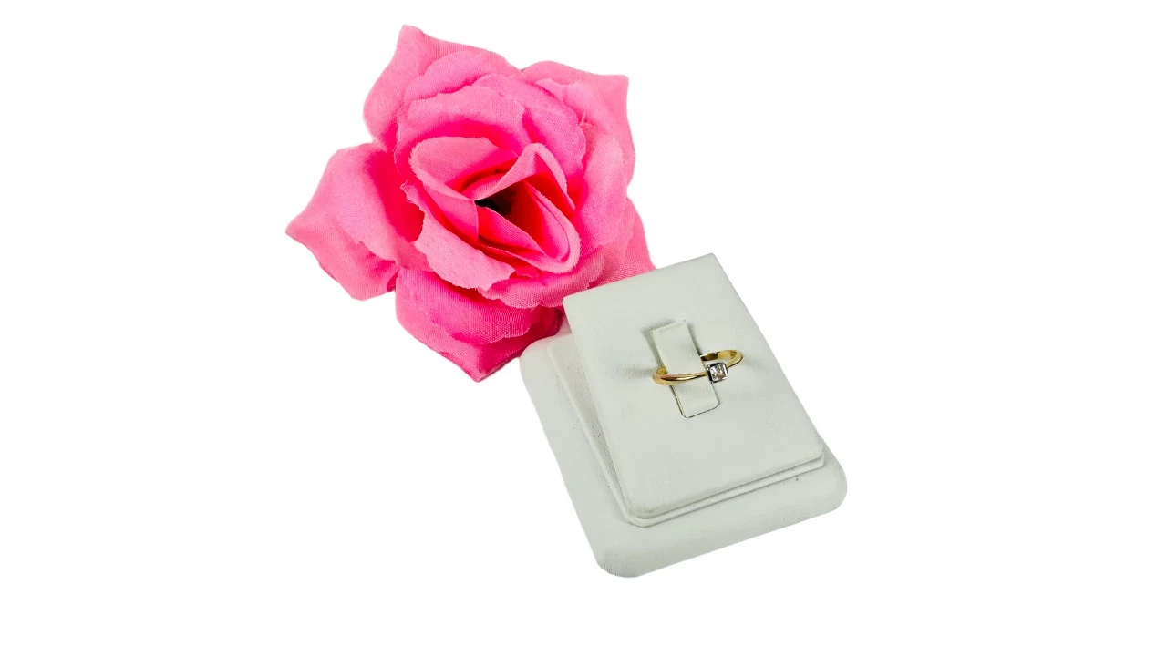 zloty-pierscionek-cyrkonia-proba-585-162g-r13-stan-1010-rozmiarsrednica-wew-mm-372-13