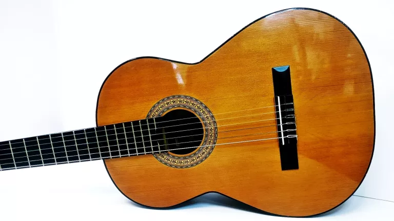 GITARA ADMIRA JUANITA GITARA KLASYCZNA + STRUNY DO GITARY