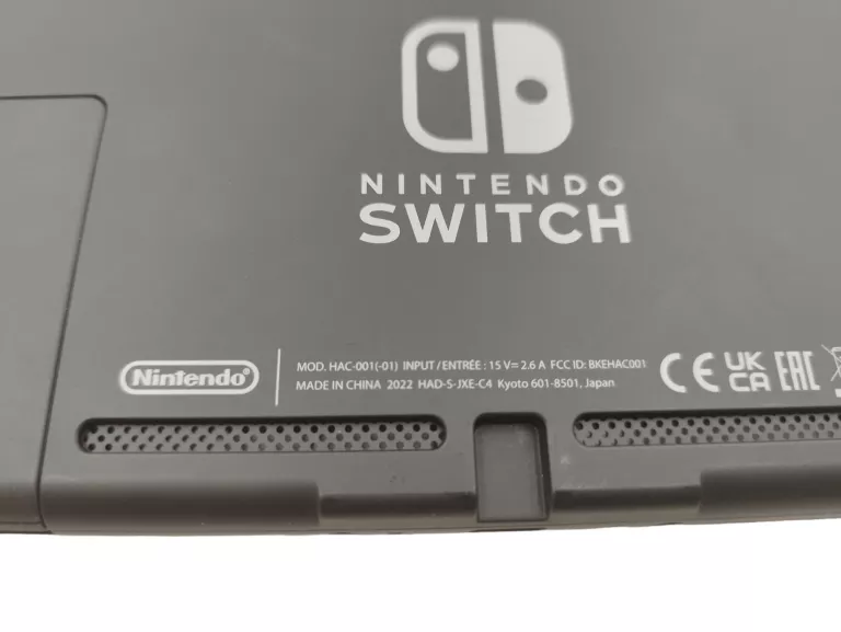 KONSOLA NINTENDO SWITCH V2 + 2 JOY-CONY + 4 GRY