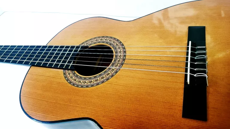 GITARA ADMIRA JUANITA GITARA KLASYCZNA + STRUNY DO GITARY