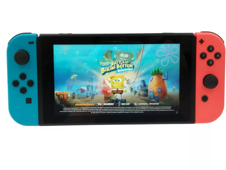 KONSOLA NINTENDO SWITCH V2 + 2 JOY-CONY + 4 GRY
