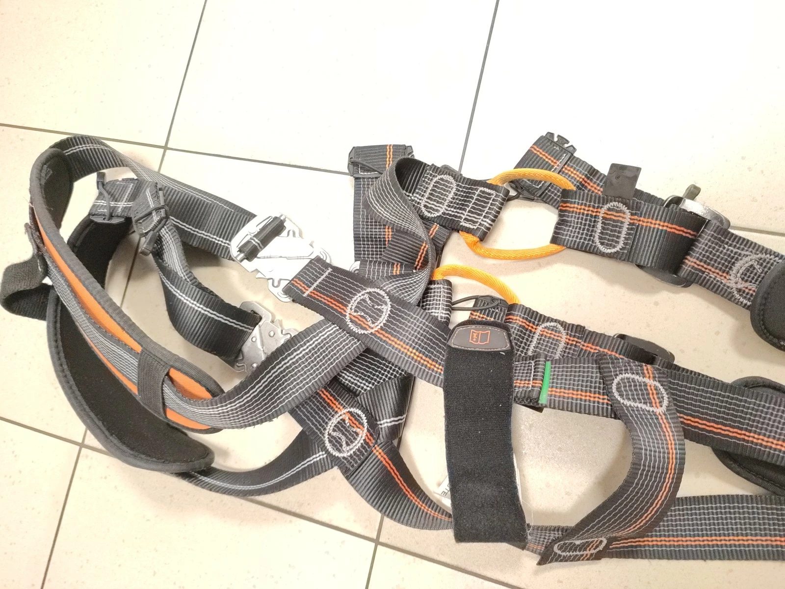 uprzeze-skylotec-ignite-neon-m-xxl-i-bloczek-zabezpieczajacy-alwojska-polskiego-71-olsztyn