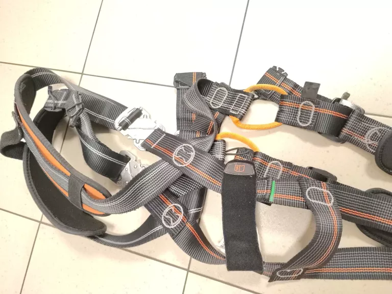 uprzeze-skylotec-ignite-neon-m-xxl-i-bloczek-zabezpieczajacy-alwojska-polskiego-71-olsztyn