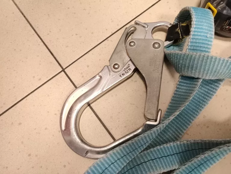 uprzeze-skylotec-ignite-neon-m-xxl-i-bloczek-zabezpieczajacy-model-ignite-neon