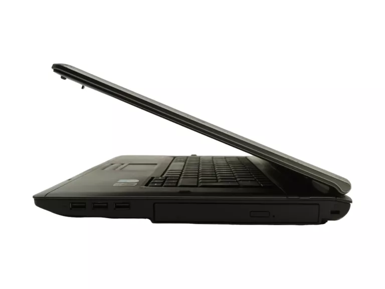 laptop-fujitsu-esprimo-mobile-v5535-154-intel-celeron-3gb-ram-150gb-hdd-przekatna-ekranu-1500