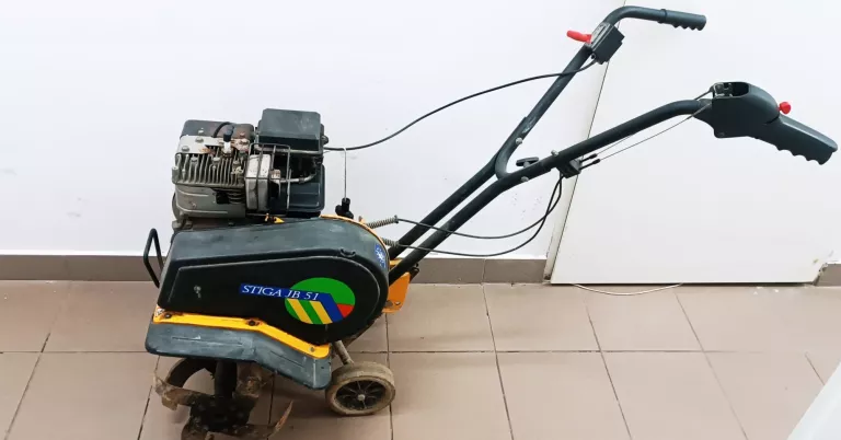 GLEBOGRYZARKA SPALINOWA STIGA JB51