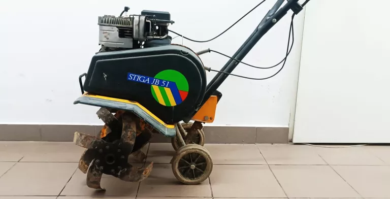 GLEBOGRYZARKA SPALINOWA STIGA JB51