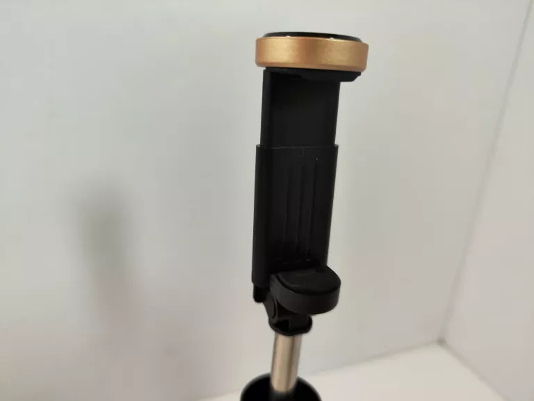 SELFIE STICK Z PILOTEM BLUETOOTH LAB31