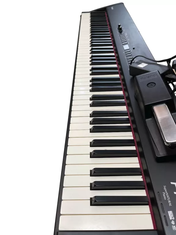 PIANINO ROLAND FP 4F KLAWISZE Z KOSCI SŁO SPRAWNE