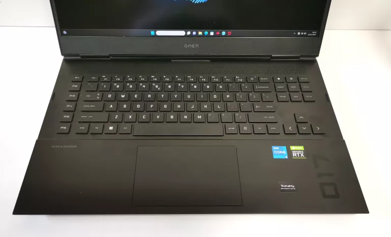 laptop-hp-omen-17-ck0720nw-liczba-rdzeni-procesora-8