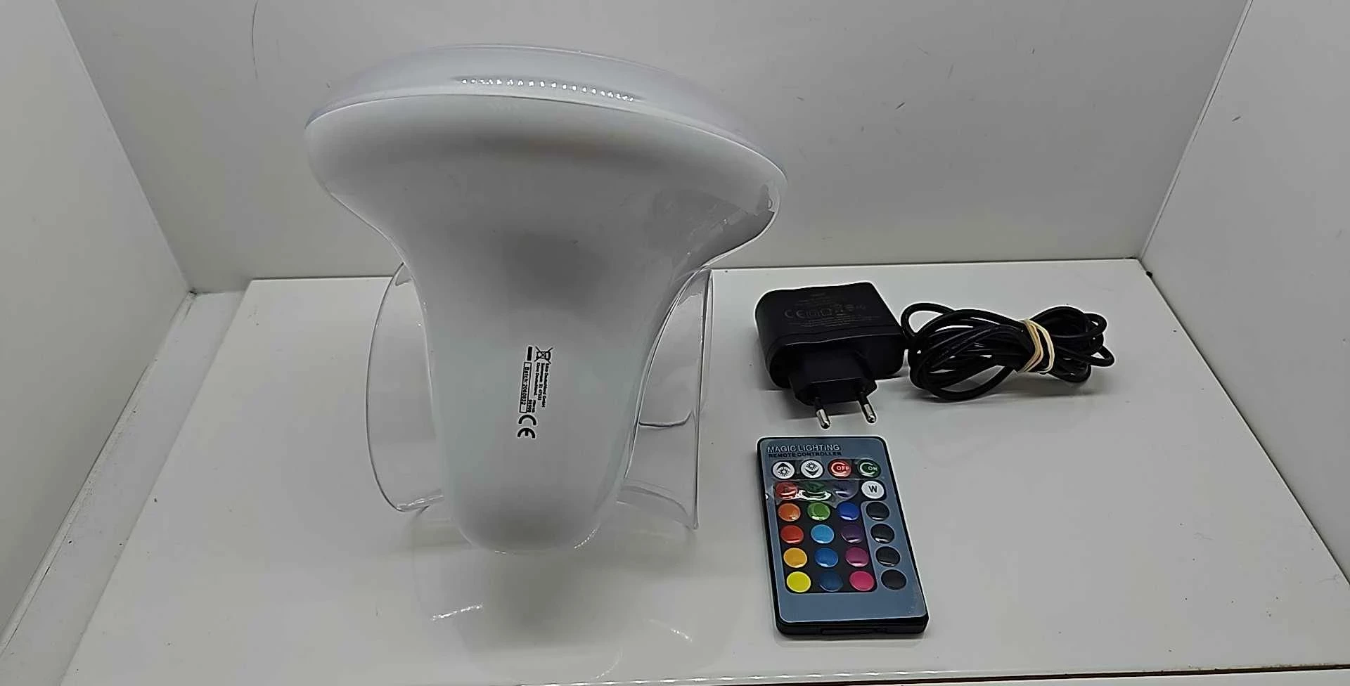 lampa-biurkowa-z-zarowka-brak-podstawki-kod-producenta-8711252989006