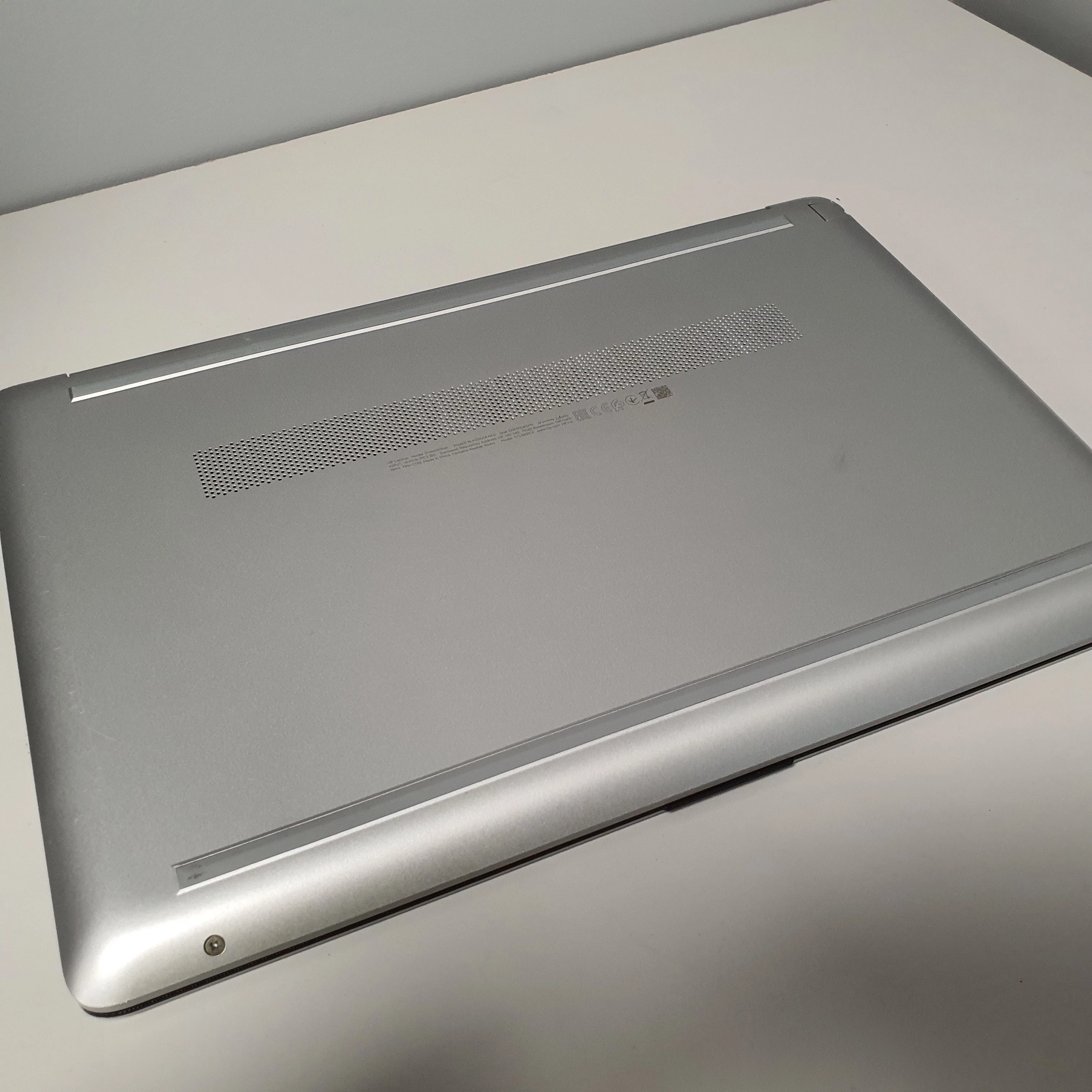 laptop-hp-15-dw0019nw-i58gb256g-wielkosc-pamieci-ram-8-gb