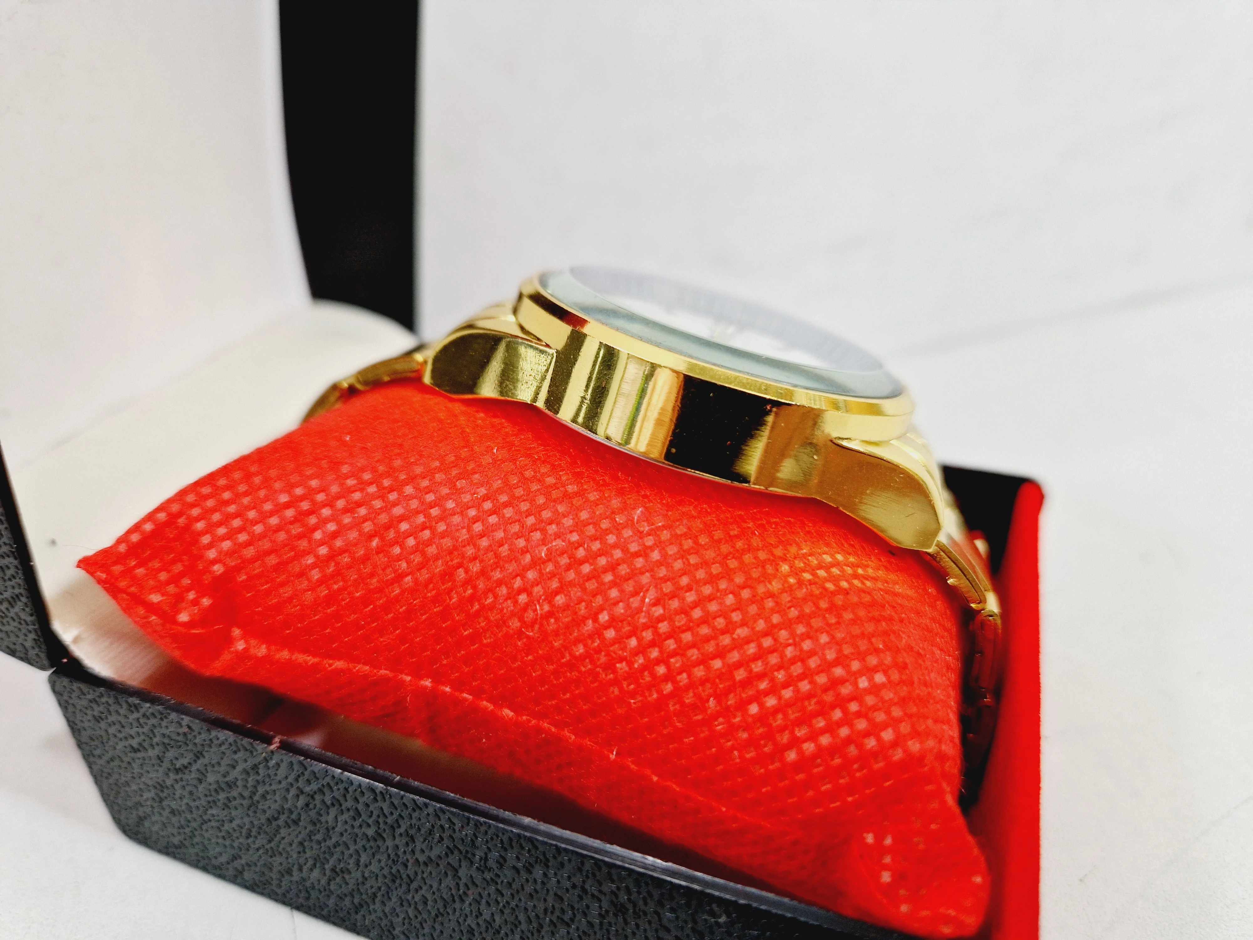 zegarek-meski-tl-t-and-l-w-kolorze-zlotym-opis-rodzaj-analogowe