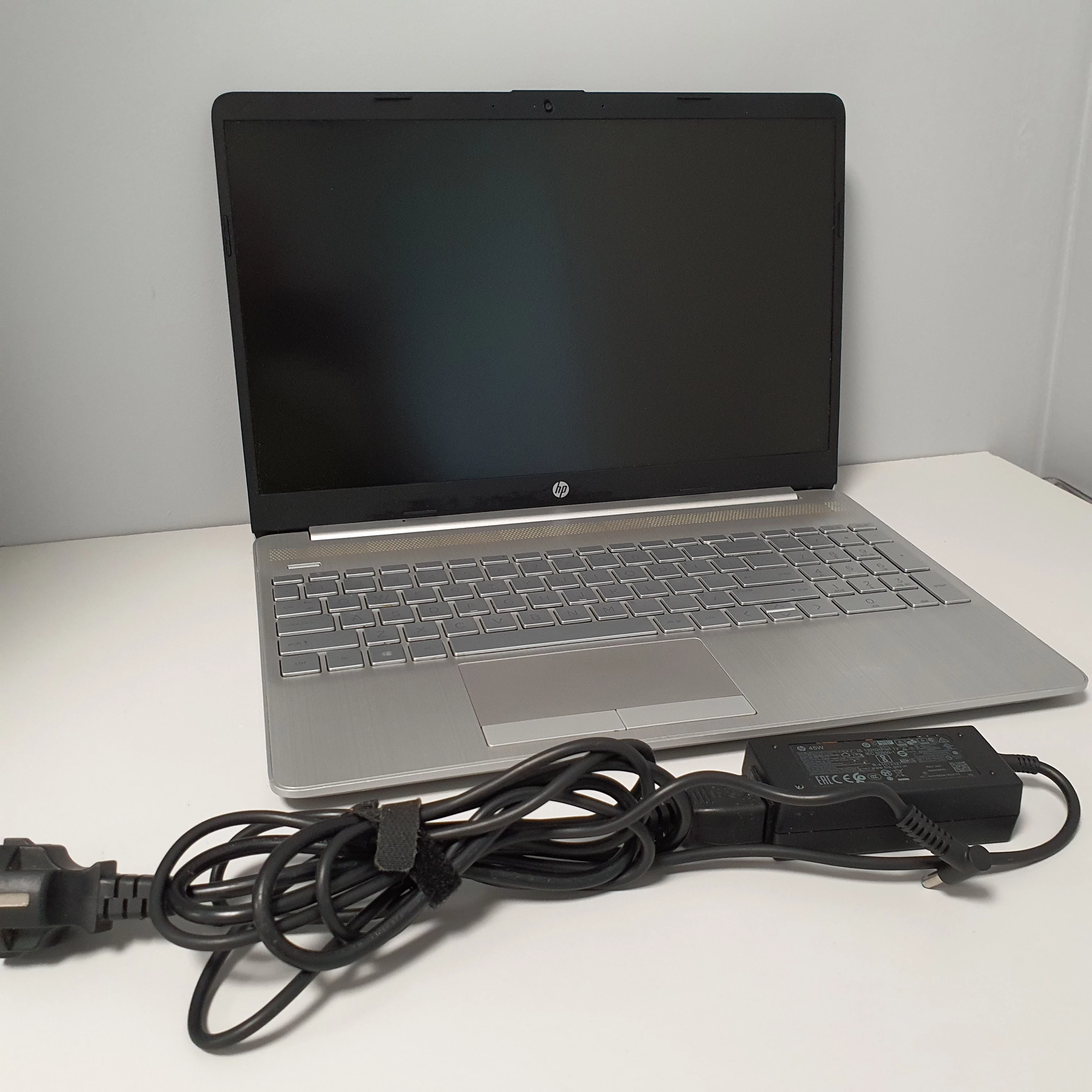 laptop-hp-15-dw0019nw-i58gb256g-stan-uzywany
