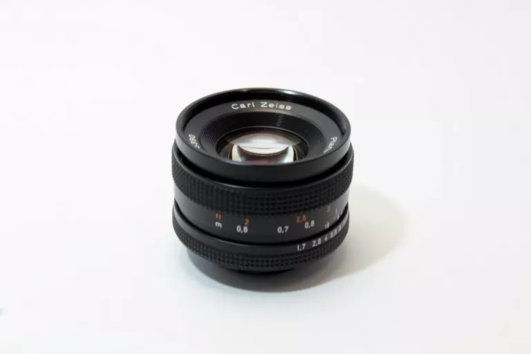 OBIEKTYW CARL ZEISS PLANAR T 1,7/50