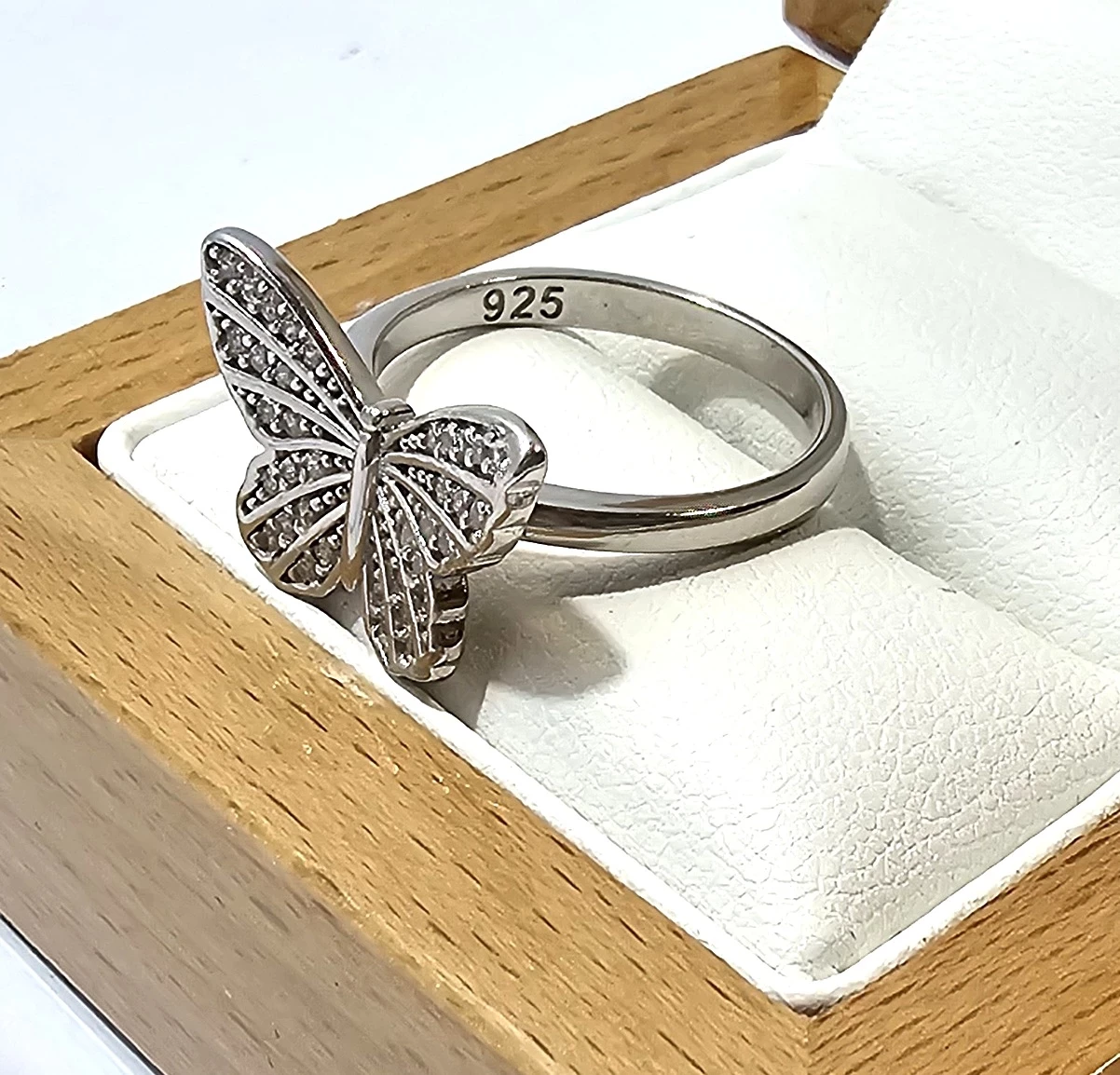 925-uroczy-pierscionek-motyl-r1537g-waga-37