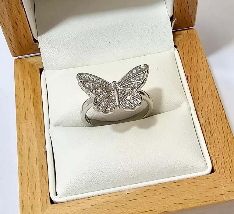 925 UROCZY PIERŚCIONEK MOTYL R.15/3,7G
