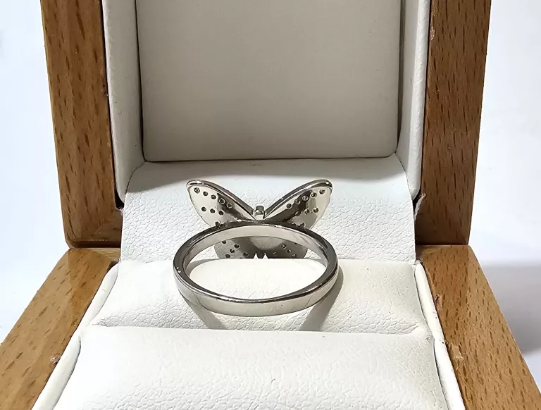 925 UROCZY PIERŚCIONEK MOTYL R.15/3,7G