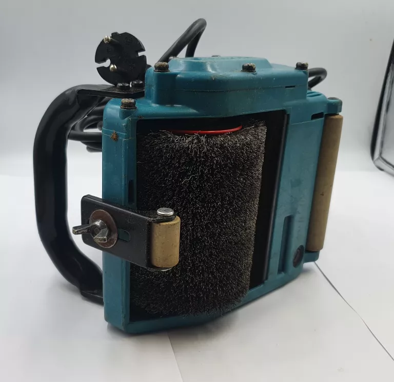 SZLIFIERKA SZCZOTKOWA MAKITA 9741