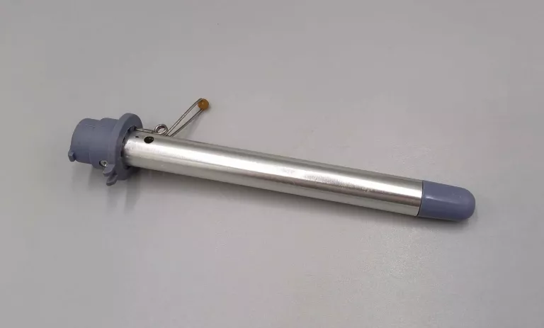 lokowka-mia-kolor-dominujacy-niebieski