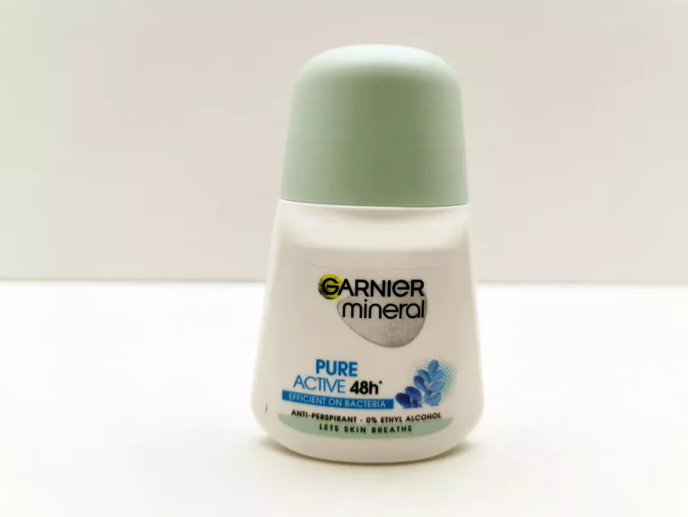GARNIER MINERALACTION PURE ACTIVE ROLL ON ANTYPERSPIRANT