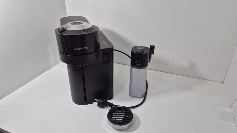 ekspres-kapsulkowy-delonghi-vertuo-lattissima-env300b-kolor-dominujacy-129357-3