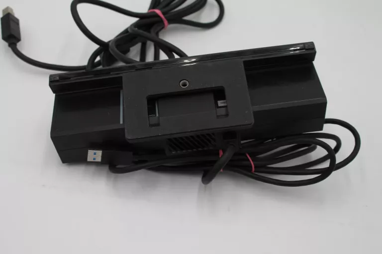 KINECT XBOX ONE MODEL 1520 + ADAPTER WINDOWS HUB