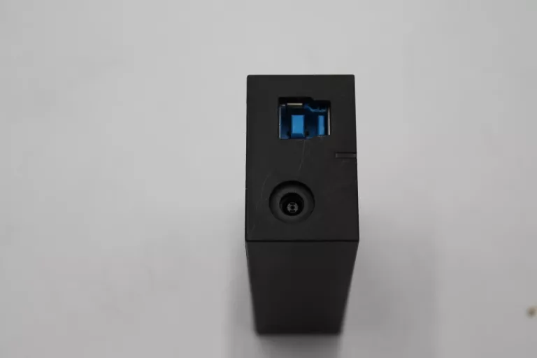 KINECT XBOX ONE MODEL 1520 + ADAPTER WINDOWS HUB