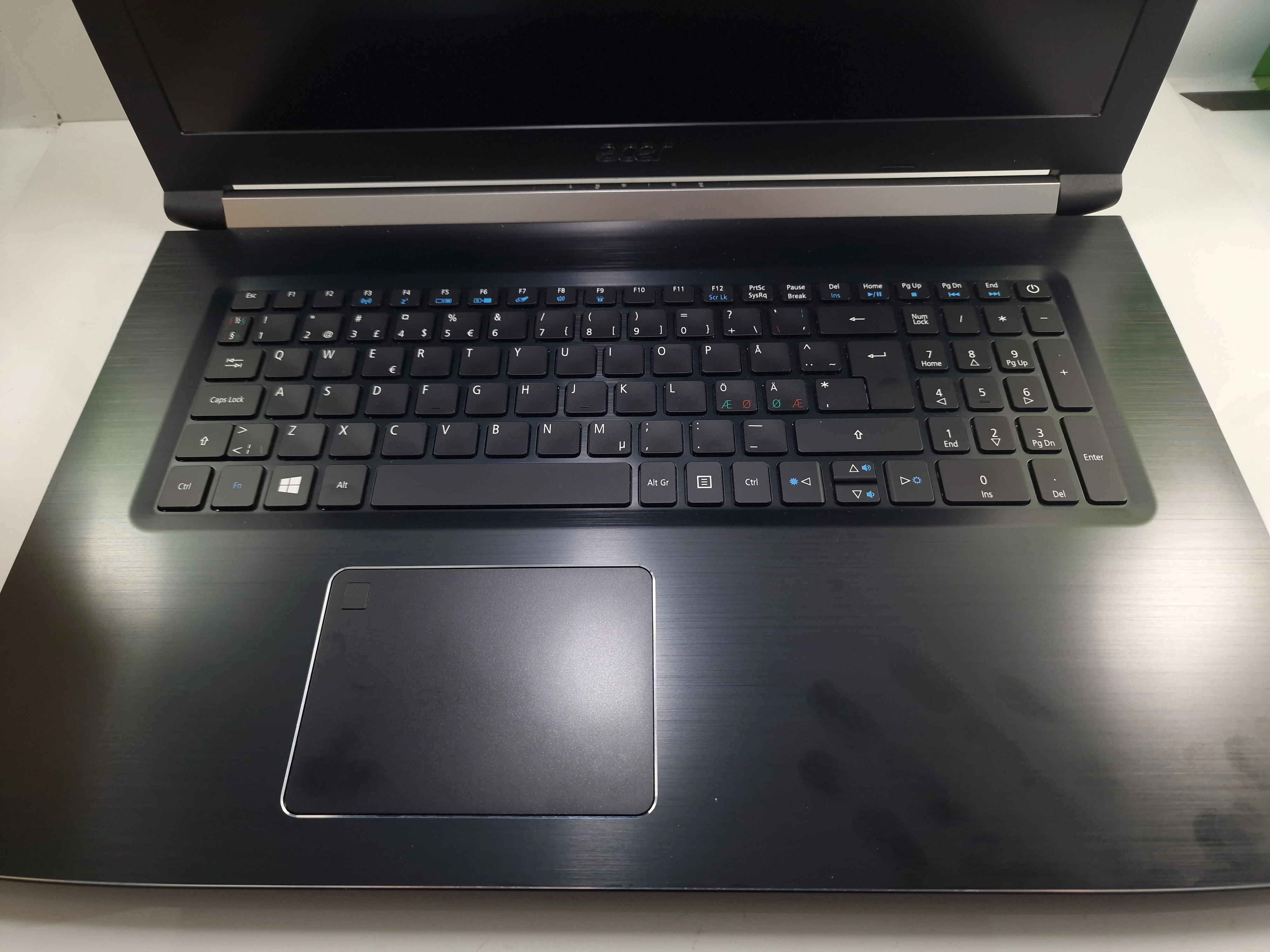 laptop-acer-aspire-a717-71g-i5-7300hq-25-ghz-8-gb-ram-512-gb-ssd-stan-11323-2