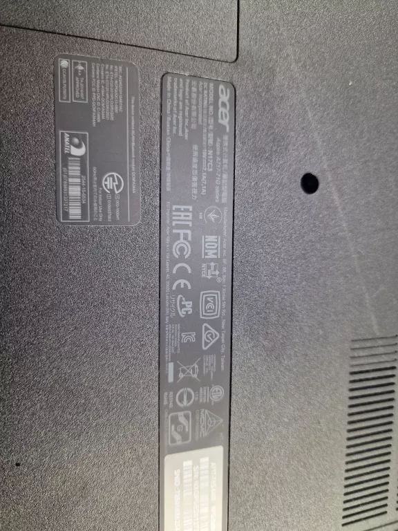 laptop-acer-aspire-a717-71g-i5-7300hq-25-ghz-8-gb-ram-512-gb-ssd-pojemnosc-dysku-512