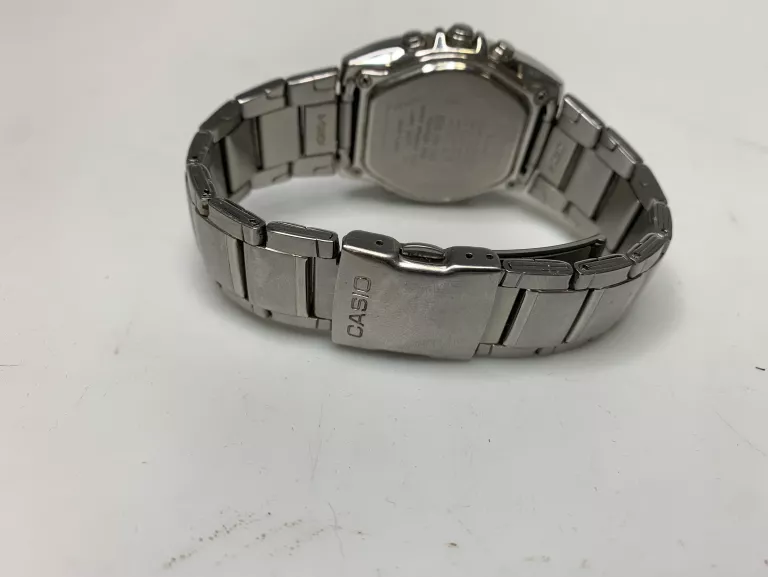 ZEGAREK CASIO EFA-120