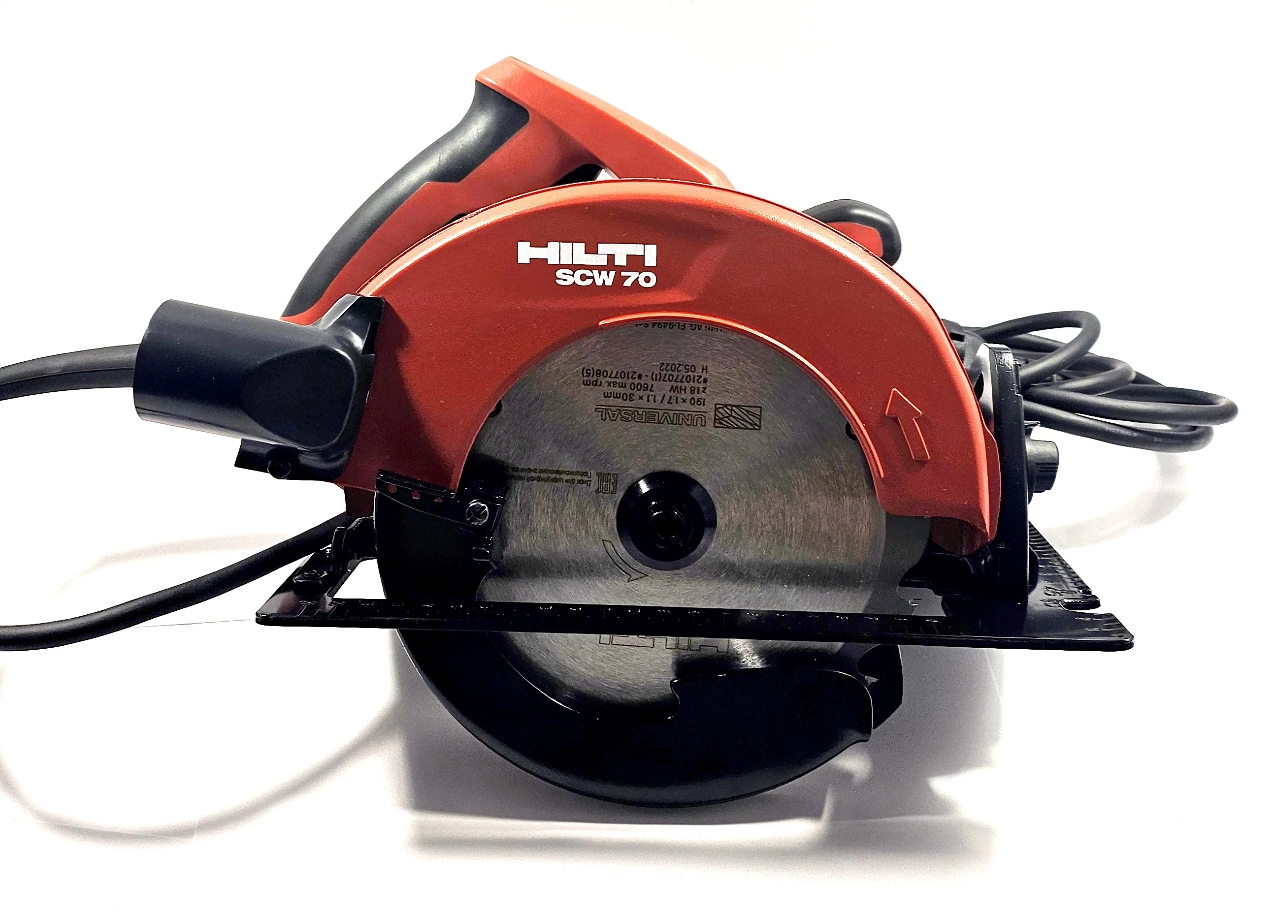 pilarka-tarczowa-hilti-scw-70-230v-walizka-stan-fabryczny-stan-powystawowy