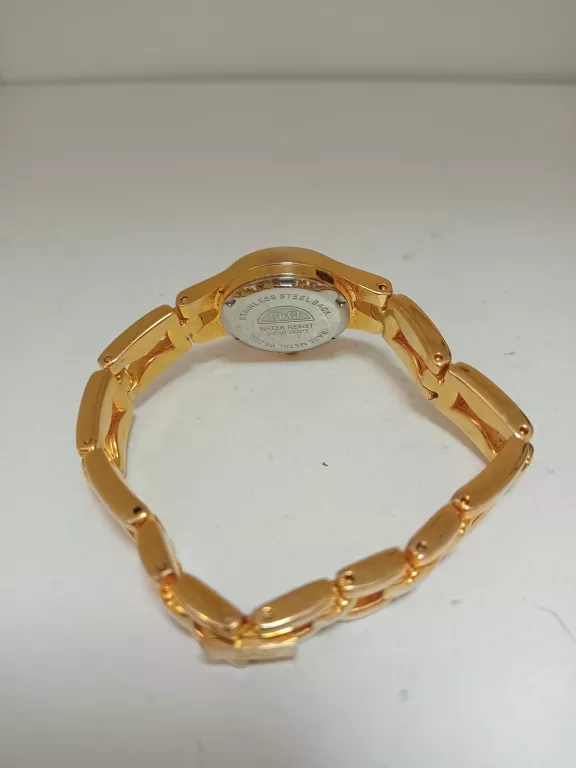 ZEGAREK Q&Q SUPERIOR QUARTZ OPIS