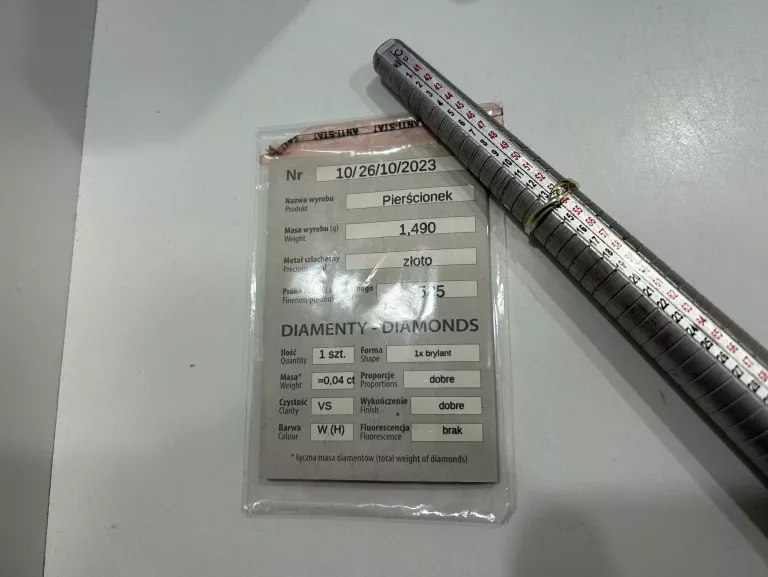 WYJĄTKOWY ZŁOTY PIERŚCIONEK 1,49G 585 R14 BRYLANT 0,04 CT