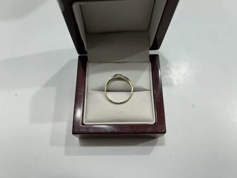 WYJĄTKOWY ZŁOTY PIERŚCIONEK 1,49G 585 R14 BRYLANT 0,04 CT