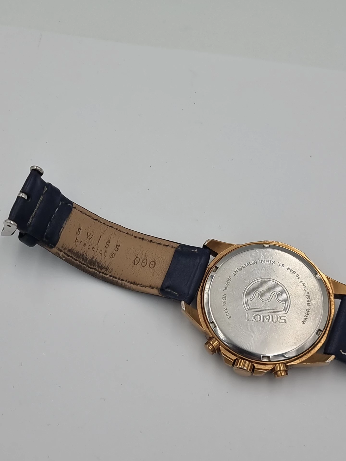 zegarek-lorus-vd53-x183-wodoszczelnosc-100m-wr100