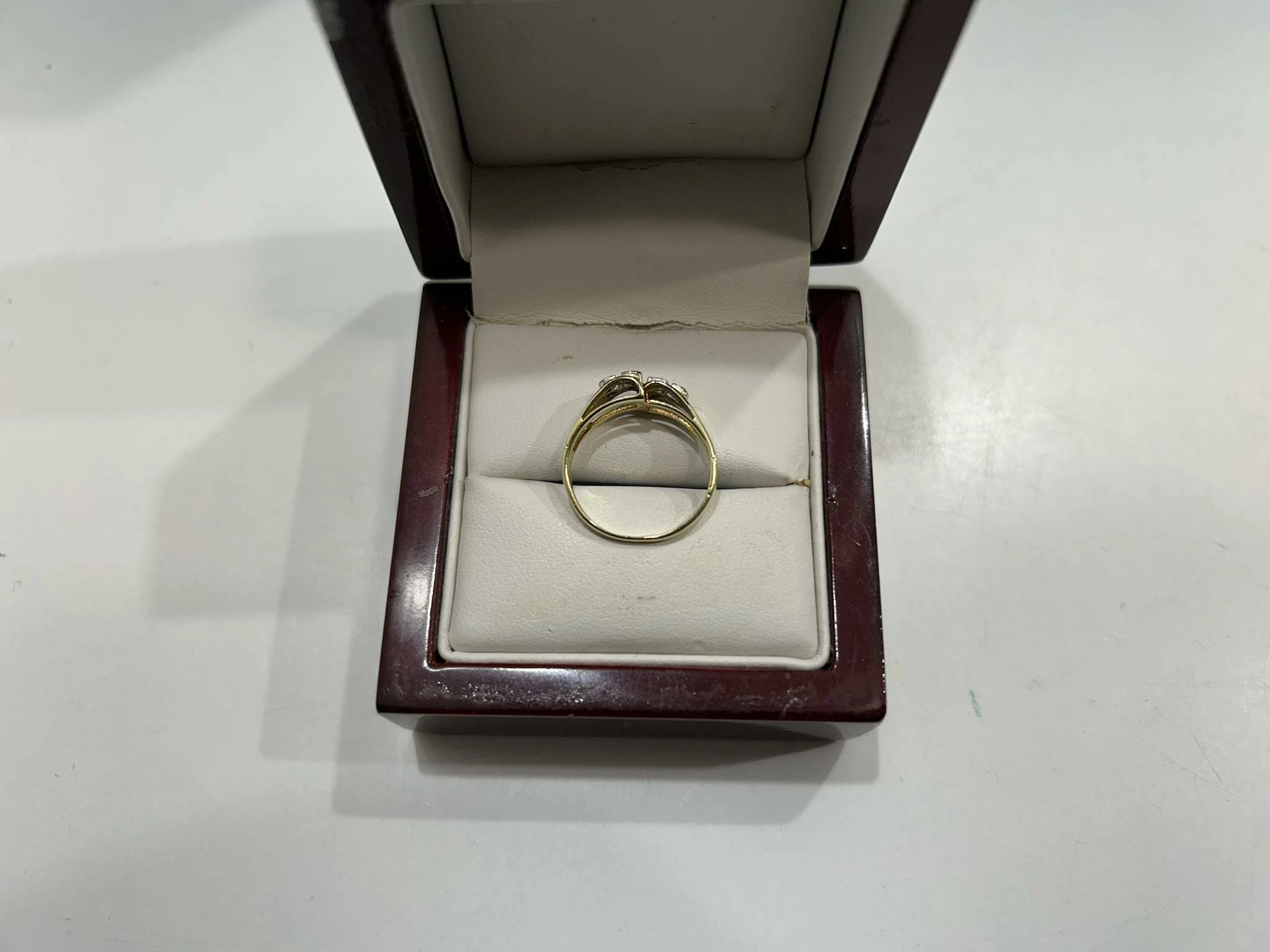 masywny-zloty-pierscionek-z-4-diamentami-272g-585-r12-ean-gtin-5900025458280