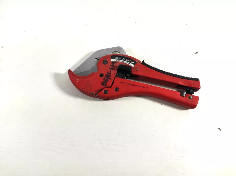 przecinarka-do-rur-pcv-2-zamkowa-16-lubawa